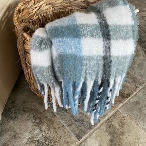 Blue Throw Blanket